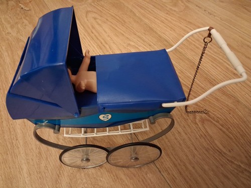Vintage sindy dolls pram with - dolls,