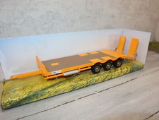Britain 43254 in 1:32 KANE 3-Axle Low Loader in Yellow in Original Packaging