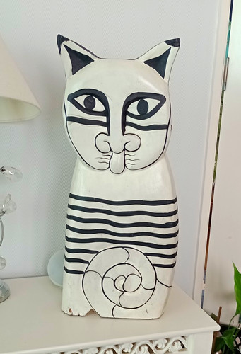 Hand painted wooden cat - hand-painted,