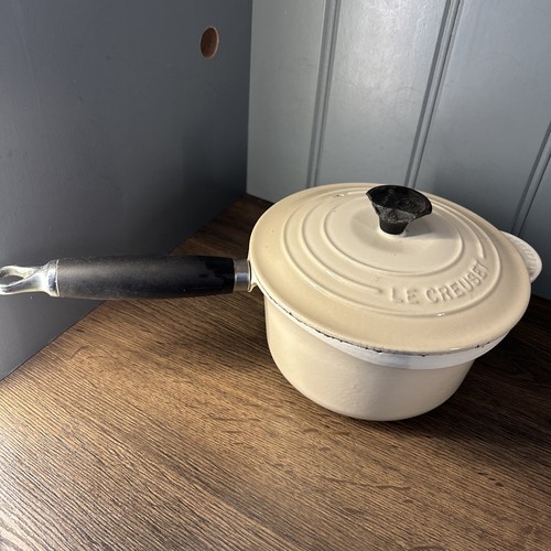 Creuset saucepan with lid - with,