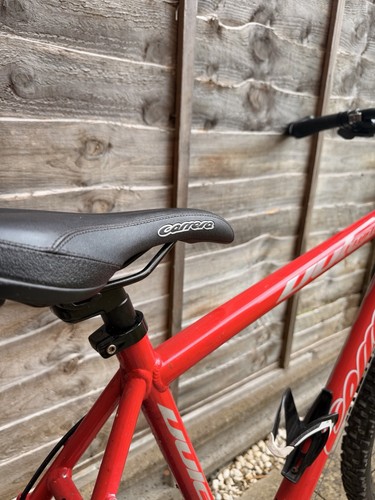 Red carrera vengeance mountain - red,