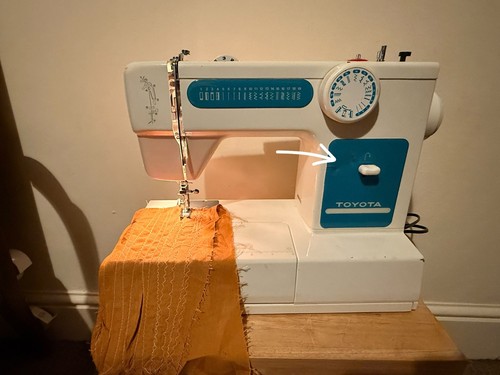 Quiet operation toyota sewing - toyota,
