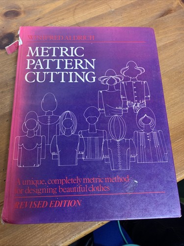 Metric pattern cutting - metric, by
