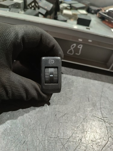 Switch light range adjustment - light,