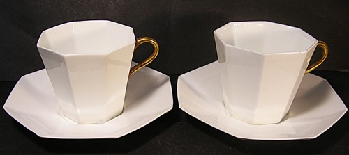 Pair wedgwood bone - bone, china