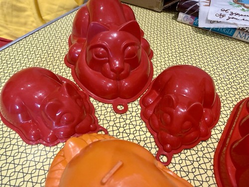 Job lot vintage jelly moulds - job,