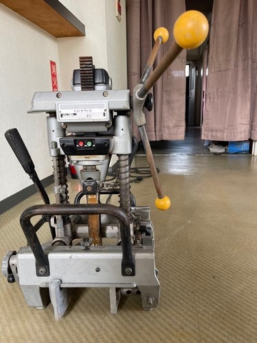 Makita 7304 electric - /,