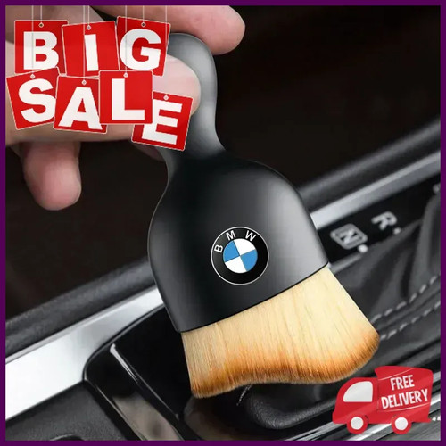 Car interior cleaning brush