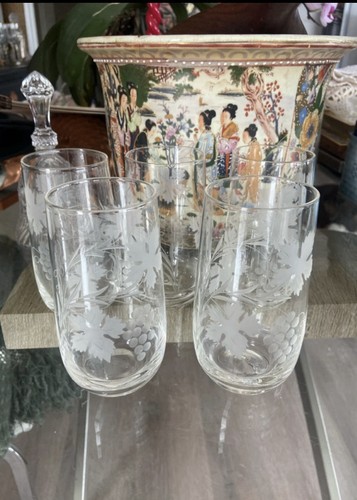 Antique crystal frosted grape - frosted,