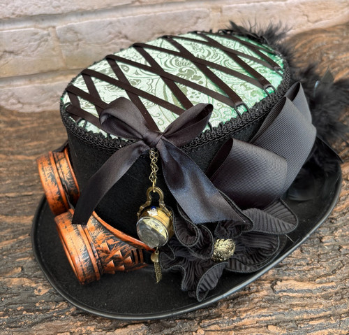 Black green steampunk - black,