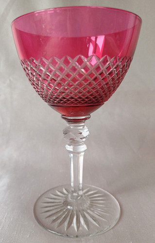 Cranberry overlay cut ovoid - a,