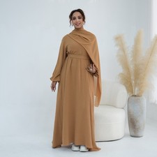 Modest Muslim Women Abaya