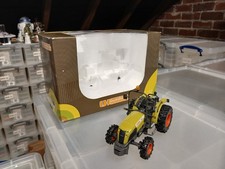 Universal Hobbies Claas Nectis