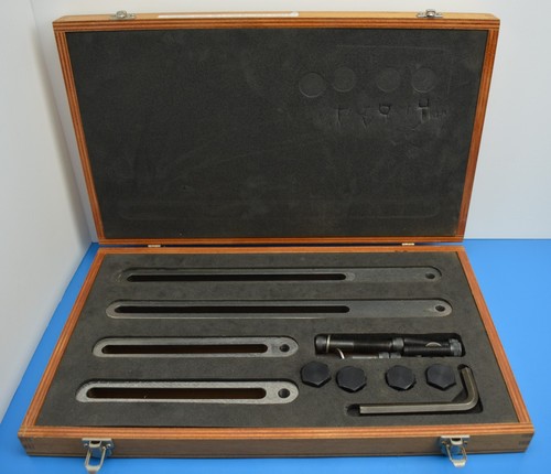 Rotary table locking - locking, link