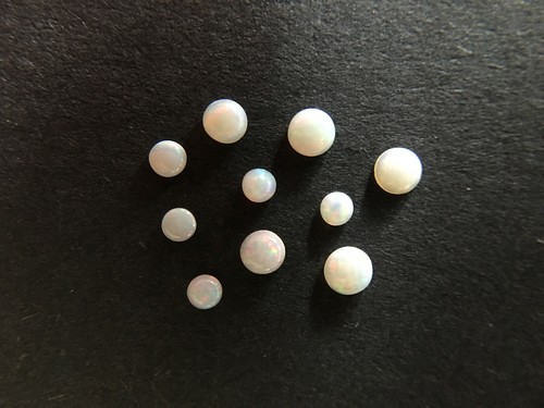 Opals round 5mm 3mm - 3mm,