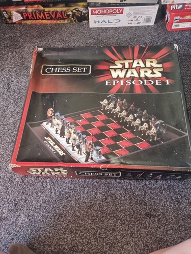 Star wars chess set - wars,