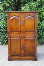 ROYAL OAK DRINK CABINET