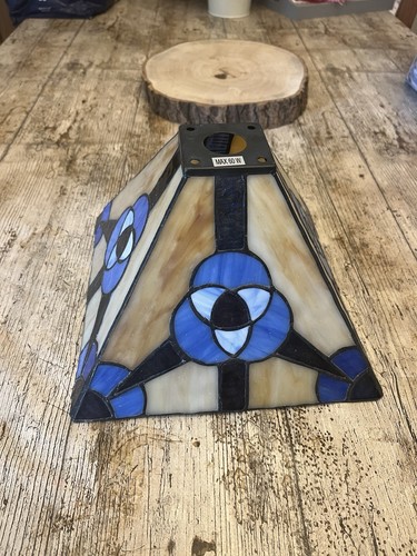 Tiffany style vintage lamp - style,