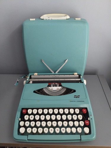 Vintage turqoise smith corona - vintage,