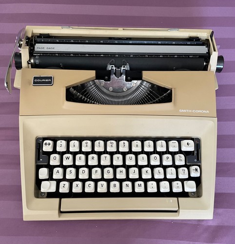 Smith corona courier portable - courier,