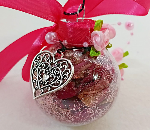 Love witch ball pink - roses, &