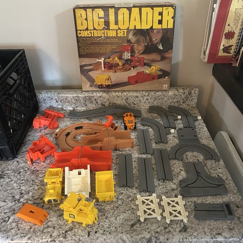 Vintage big loader - vintage,