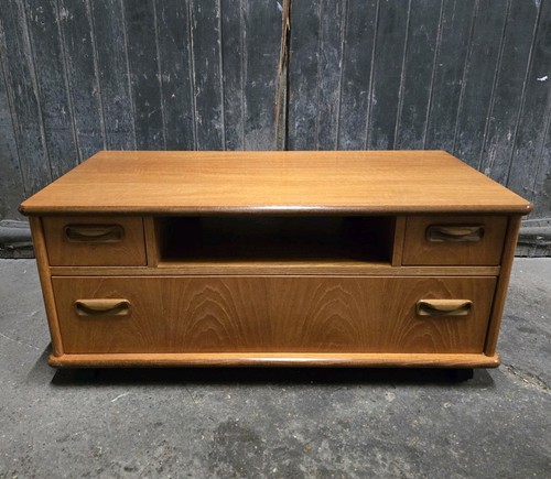 Plan mid century - mid, retro