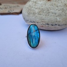 Unique Labradorite Gemstone