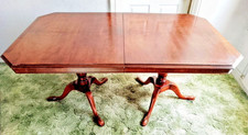 Classic Bevan Funnell Reprodux Dining Table, 1970s, Walnut Top, Solid Wood Frame