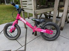 Frog Tadpole Pink Balance Bike 12 Wheels Bicycle