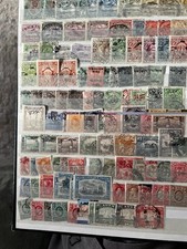 GB- World Stamp Album - QV
