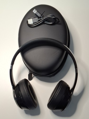 Beats dre solo - by,