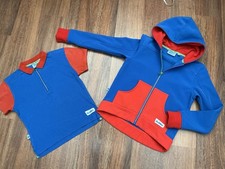 Small Girl Guide Guides