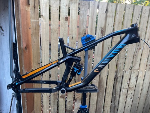 Canyon strive carbon - cf,