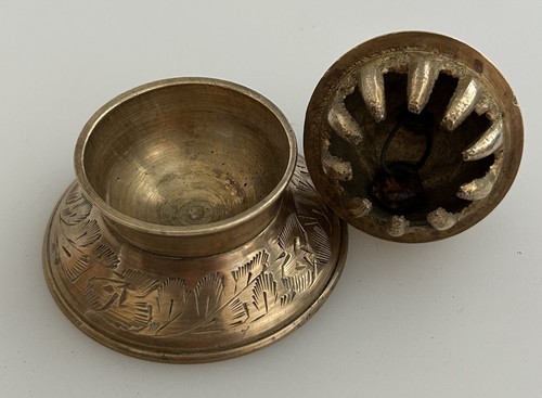 Vintage engraved brass claw - engraved,
