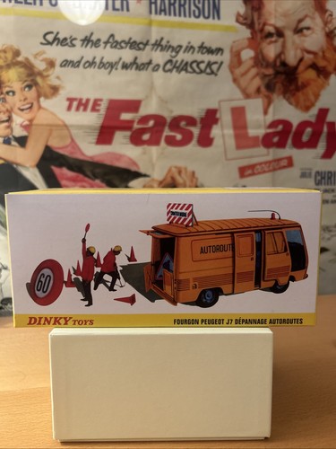 Dinky toys fourgon peugeot - toys,