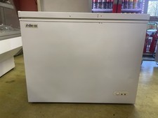 Commercial Chest freezer Solid white lid 272 litres Energy class A+Adexa BD350A
