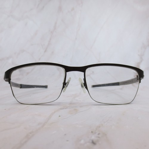 Oakley tincup titanium - 0.5,