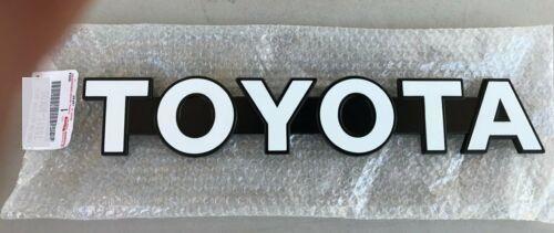 Toyota genuine front emblem - genuine,