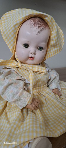 Vtg american character tiny - character,