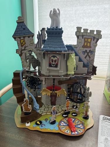 Scooby doo haunted house - house, 3d