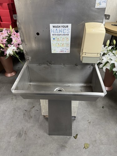 British stainless steel sink - stainless,