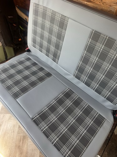 Rock roll bed - &,