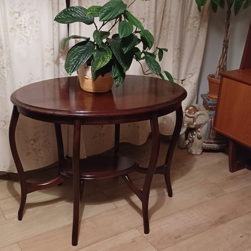 Oval feature table edwardian - oval,