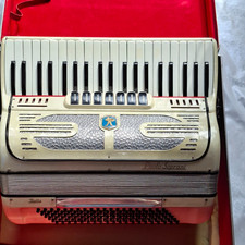 Paolo Soprani 120 bass Italian accordion, accordion, accordion with case