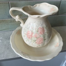 Hadida Fine Bone China roses