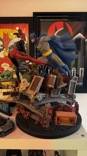 Collectibles batman vs - collectibles,