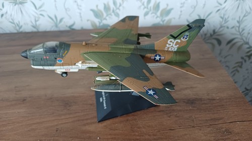 Altaya vought corsair ii - altaya,