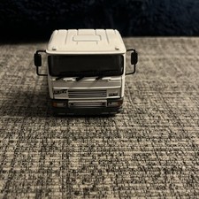 Corgi - ERF EC Tractor Unit Only - Esso Fuel/Oil - 75104 - 1:50 Scale -