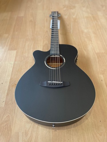 Black satin electro acoustic - satin,